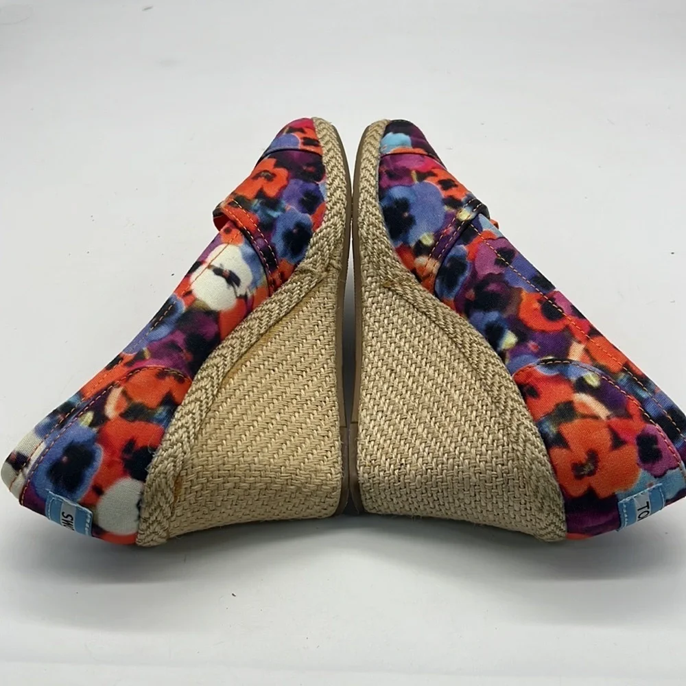 TOMS Espadrille Wedge Slip on Shoe with Peep Toe size 9W